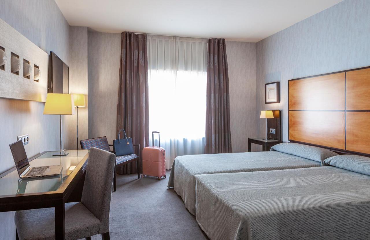 Hotel Macia Real De La Alhambra 4*