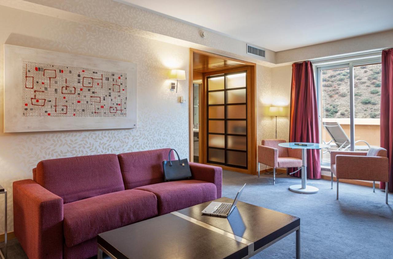 Macia Real De La Alhambra Hotel 4*